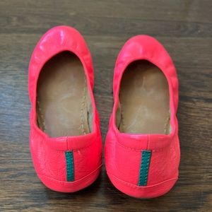 Neon Pink Tieks, Size 8